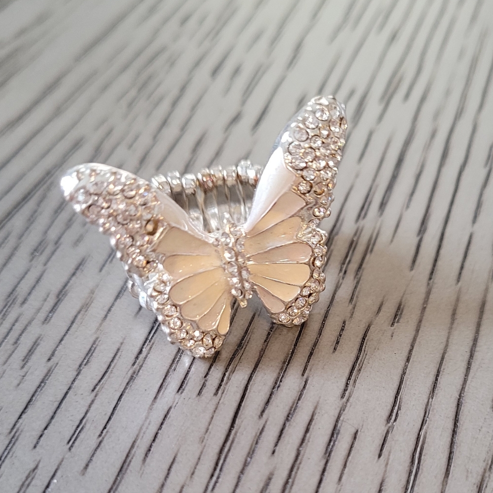 Elegant Silver Cream Butterfly Ring